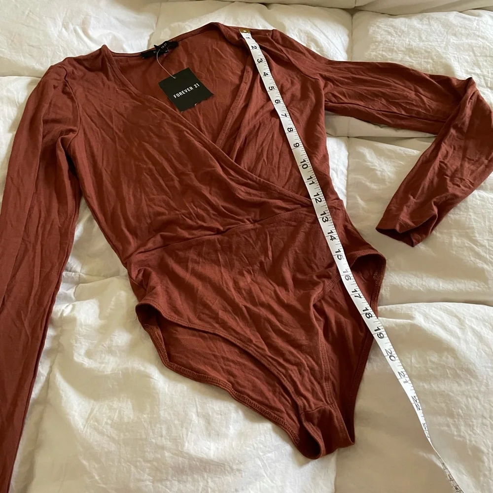 Dark burnt orange long sleeve bodysuit NWT small - Picture 5 of 5